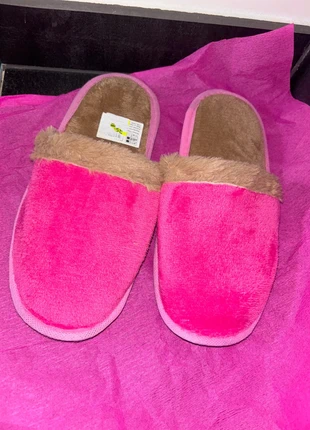 Pantoufles neuves t 38 toutes douces, condition: New without tags, size: 38, €5.00, €5.95 includes Buyer Protection