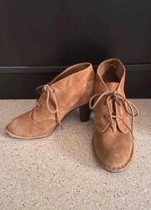 Botines ante 100% Stradivarius 37, marca: Stradivarius, estado: Muito bom, tamanho: 37, €7.00, €8.05 inclui Proteção do Comprador