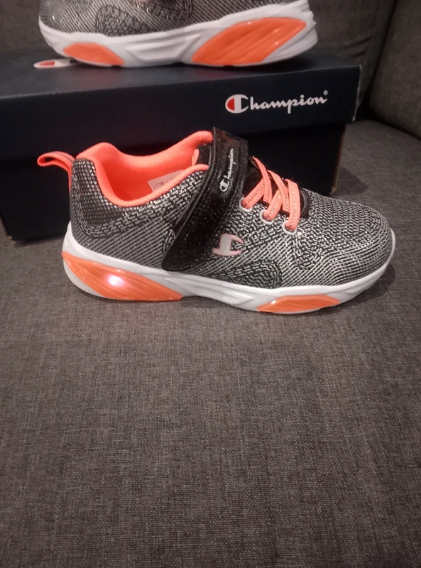 Chaussures baskets neuves - Fille - 33 - Champion - photo numéro 16