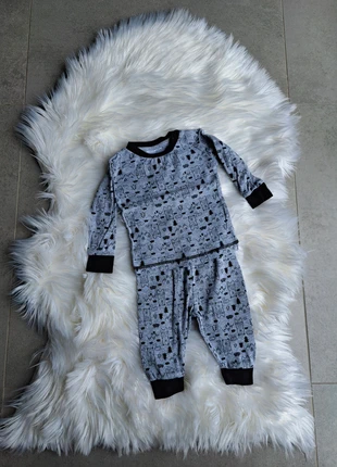 Pyjama kerst, merk: merkloos, staat: Veelgebruikt, maat: 3-6 maanden / 62 cm, € 1,00, € 1,75 inclusief Kopersbescherming