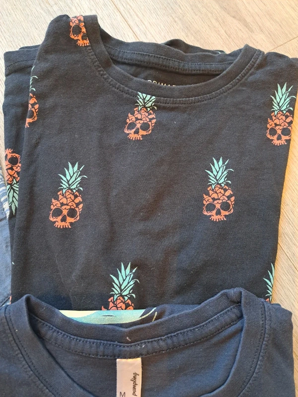 Lot 4 t shirt 7-8 ans - photo numéro 4