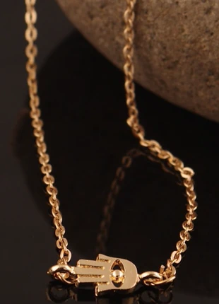 Collier avec pendentif main, marque: Vintage, état: Neuf sans étiquette, 17,00 €, 18,55 € Protection acheteurs incluse