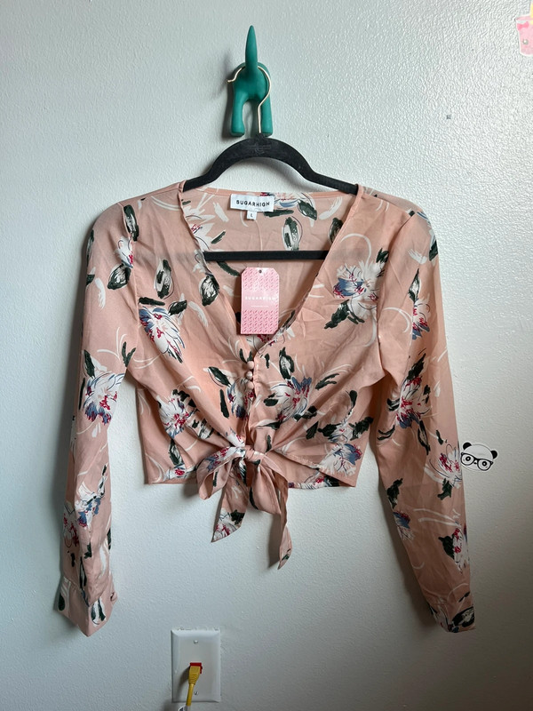 Pink floral crop top with ties 2