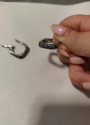 Ohrringe aus 925 silber mit Regenbogen Edelsteinen besetzt, état: Neuf sans étiquette, 50,00 €, 53,20 € Protection acheteurs incluse