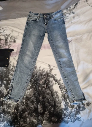 jean slim , brand: Parfait, condition: Very good, size: S / 36 / 8, €2.00, €2.80 includes Buyer Protection