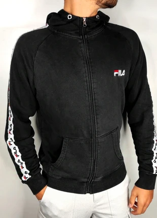 Sweat à capuche noir fila T.L, état: Très bon état, taille: L, 12,00 €, 13,30 € Protection acheteurs (Pro) incluse