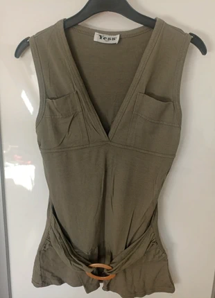 Débardeur échancré, marke: Yess, zustand: Gut, größe: S / 36 / 8, 1,00 €, 1,75 € inklusive Vinted-Käuferschutz