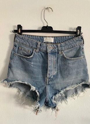 Shorts vaqueros Bershka, marca: Bershka, estado: Novo sem etiquetas, tamanho: S / 36 / 8, €2.50, €3.33 inclui Proteção do Comprador
