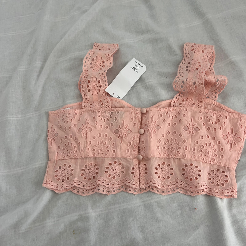 Miss Selfridge pink eyelet crop top 4