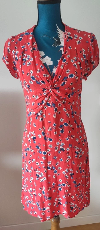 Petite robe rouge fleurie bleue Kookaï - photo numéro 2