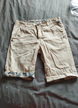 Bermuda short Chino Deeluxe beige taille Small adulte, marque: Deeluxe, état: Très bon état, taille: S, 6,00 €, 7,00 € Protection acheteurs incluse