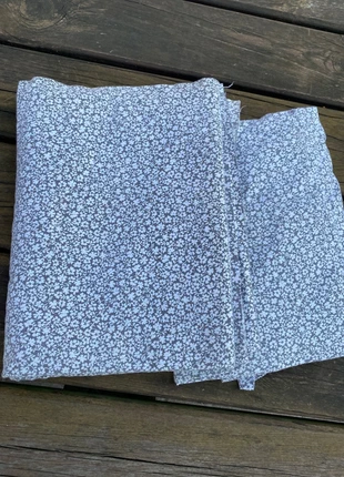 Drap plat gris à fleurs blanche vintage, marca: Vintage Dressing, estado: Muito bom, tamanho: Casal Queen (200 cm x 200-220 cm), €15.00, €16.45 inclui Proteção do Comprador