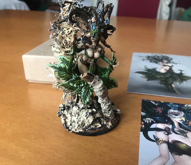 Kingdom Death: Monster Flower Witch - Encore Edition - Painted miniature with props - Complete 2