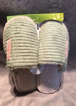 Bellissime ciabatte color pistacchio n.39 #359-16, condizioni: Nuovo con cartellino, taglia: 39, €13.90, €15.30 include la Protezione acquisti