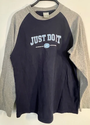 Nike | Camiseta manga larga – T.M, marca: Nike, estado: Muito bom, tamanho: M, €7.80, €8.89 inclui Proteção do Comprador