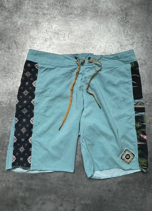 Short de bain hawaï couleur turquoise Taille -M, marque: Vintage Dressing, état: Très bon état, taille: M, 15,00 €, 16,45 € Protection acheteurs incluse