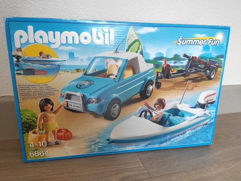 Voiture avec bateau et moteur submersible 6864 - DISCONTINUÉ