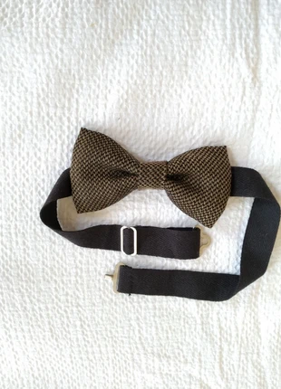 Noeud papillon noir chiné, marque: Noir, état: Neuf sans étiquette, 8,00 €, 9,10 € Protection acheteurs incluse