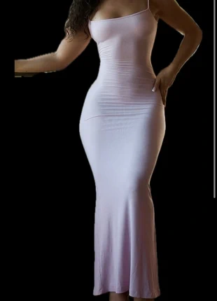 bodycon kleid gerippt, merk: Fashion Nova, staat: Nieuw met prijskaartje, maat: S / 36 / 8, € 11,00, € 12,25 inclusief Kopersbescherming