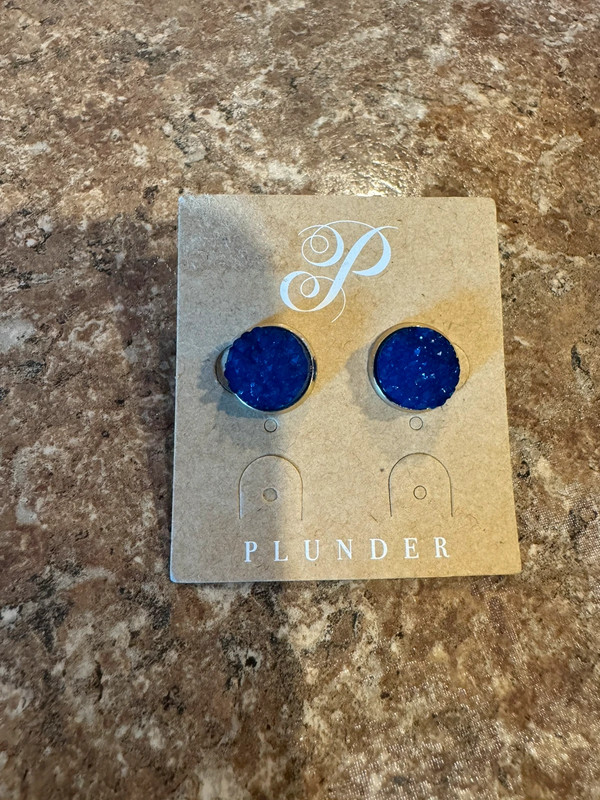 New plunder design earrings 1