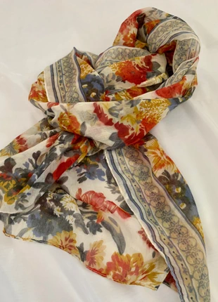 Foulard , marke: Camaïeu, zustand: Gut, 2,50 €, 3,33 € inklusive Vinted-Käuferschutz