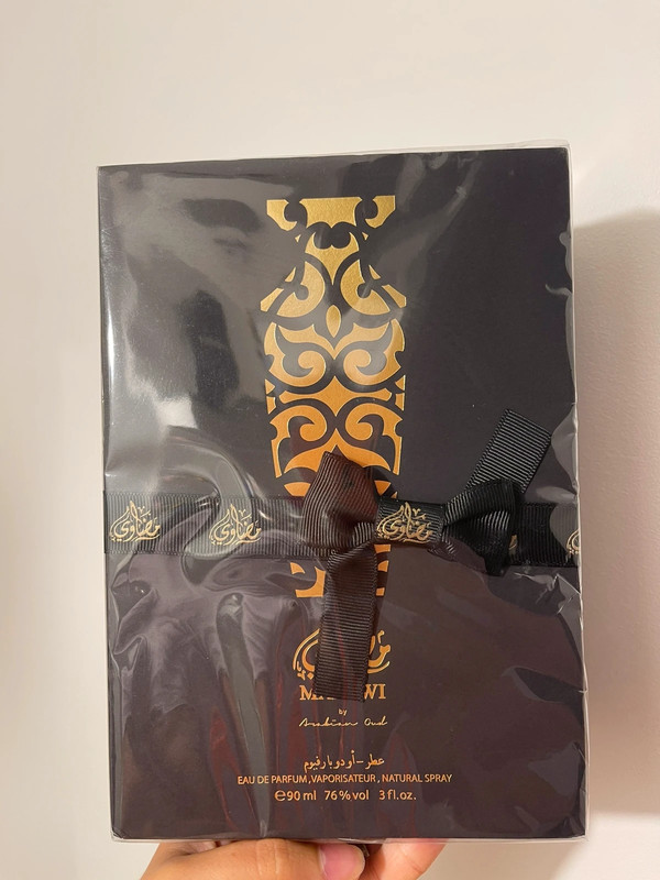 Parfum cheap oud madawi