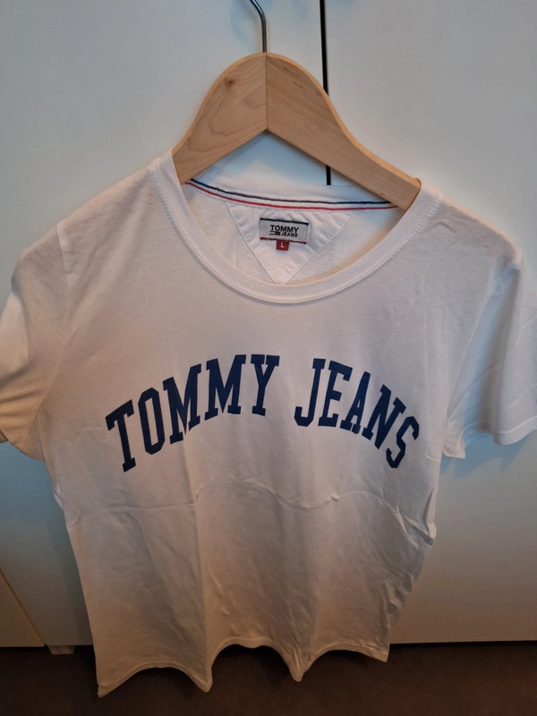 Tommy hilfiger 2024 wit t shirt