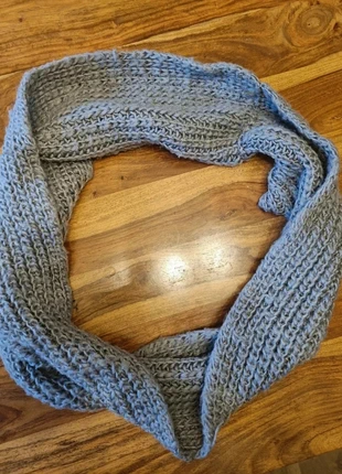 Echarpe grise Femme - Hivers, condition: Very good, €3.50, €4.38 includes Buyer Protection