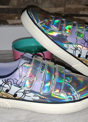 Deportivos holográficos Daisy núm 35, brand: Disney, condizioni: Ottime, taglia: 35, €17.00, €18.55 include la Protezione acquisti