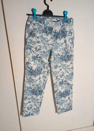 🌴 Pantalon ZERRES 38 KURZ - Motif Floral Bleu/Blanc, brand: Zerres, condizioni: Ottime, taglia: M / IT 42 / EU 38, €12.00, €13.30 include la Protezione acquisti