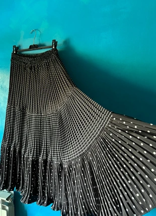 Jupe longue très évasée, brand: pas de marque, condizioni: Nuovo senza cartellino, taglia: M / IT 42 / EU 38, €15.00, €16.45 include la Protezione acquisti