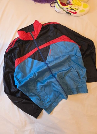 🧢 Veste y2k vintage Adidas 90's track boxy Crop fit jacket crewneck 🧢, marca: adidas, estado: Muito bom, tamanho: L, €29.00, €31.15 inclui Proteção do Comprador