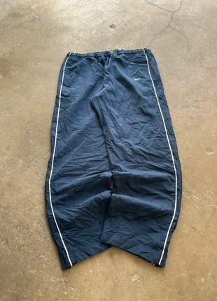Jogging Track Pants Nike Solo Swoosh Premium Nylon Vintage 90’s Ajusteble Baggy Marine Skate, marque: Nike, état: Très bon état, taille: L, 40,00 €, 42,70 € Protection acheteurs (Pro) incluse