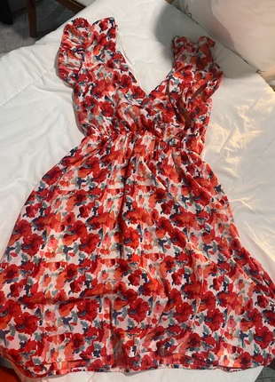 abito floreale, brand: By One, condizioni: Ottime, taglia: M / IT 42 / EU 38, €3.00, €3.85 include la Protezione acquisti