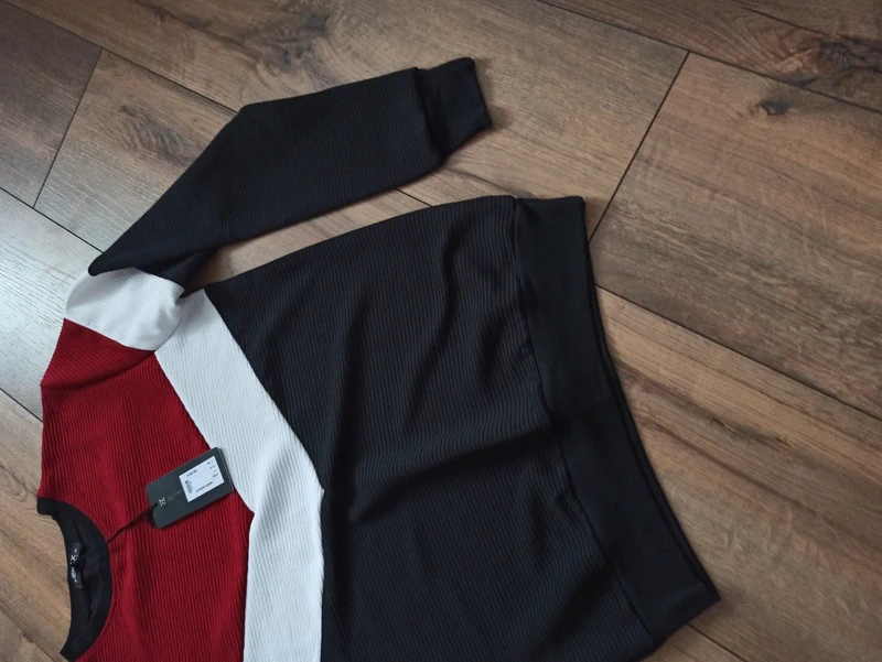 Pull homme manches longues rouge noir et blanc L - photo numéro 3