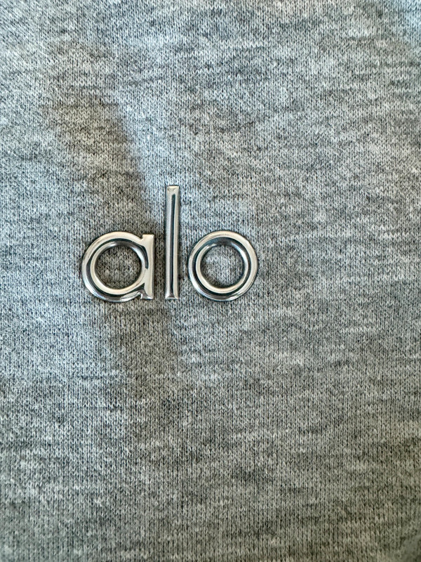 ALO accolade crewneck sweatshirt NWT in athletic heather gray size XS 3