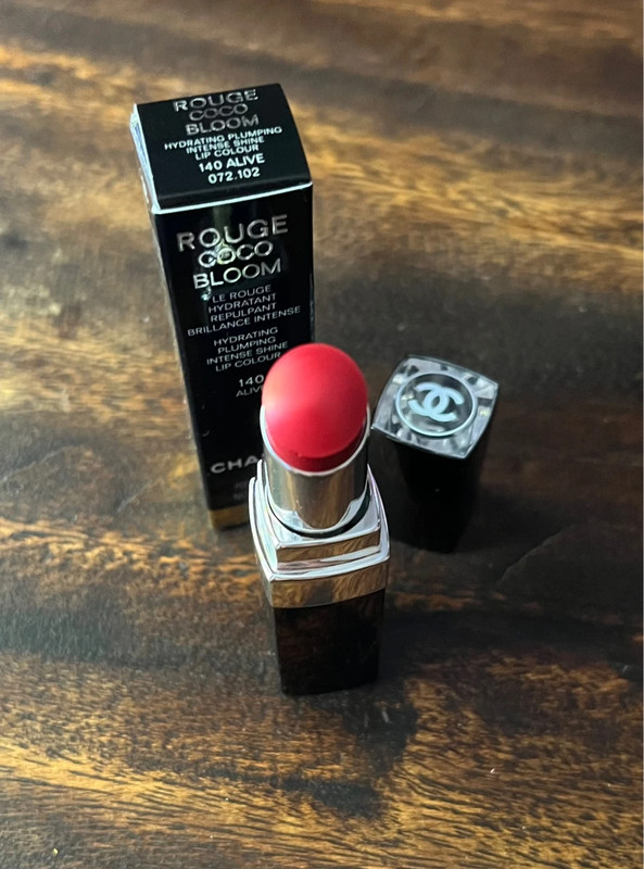 ROUGE COCO BLOOM Hydrating plumping intense shine lip colour 140 - Alive, CHANEL