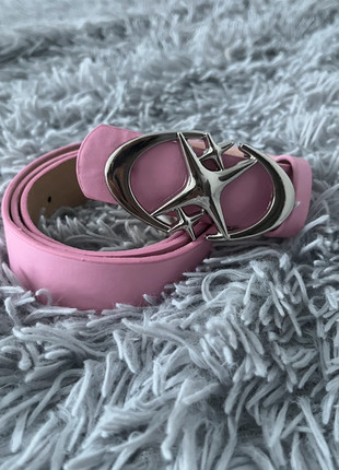 Ceinture rose y2k - 103cm, marque: y2k, état: Neuf avec étiquette, taille: 105 cm, 7,90 €, 9,00 € Protection acheteurs incluse