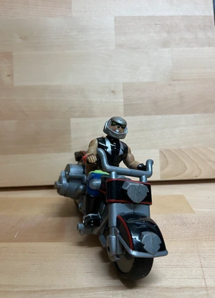 Biker Nice From Mars: Throttle con Moto, brand: Action, condizioni: Buone, taglia: 4 anni / 104 cm, €15.00, €16.45 include la Protezione acquisti