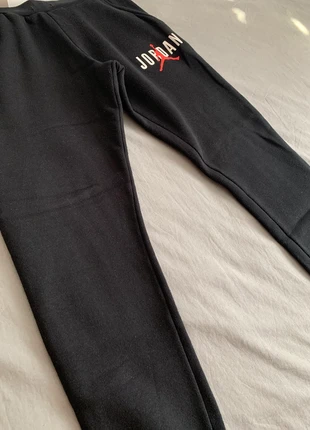 Pantalon chandal Jordan talla XS, marque: Local, état: Très bon état, taille: 13 ans / 158 cm, 7,00 €, 8,05 € Protection acheteurs incluse