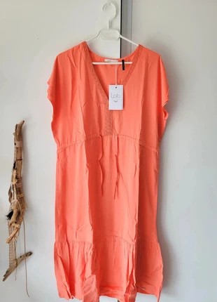 Robe d'été orange femme – LPB - Taille S, marke: Lpb, zustand: Sehr gut, größe: S / 36 / 8, 25,00 €, 26,95 € inklusive Vinted-Käuferschutz