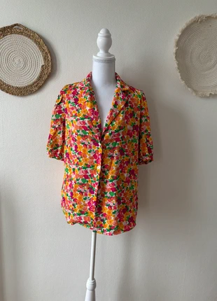 Blouse fleurie – T38 🌺, merk: Shein, staat: Heel goed, maat: M / 38 / 10, € 7,00, € 8,05 inclusief Kopersbescherming