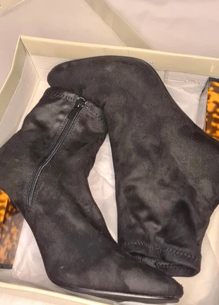 bottines à talons noires, marque: Vintage, état: Très bon état, taille: 38, 6,00 €, 7,00 € Protection acheteurs incluse