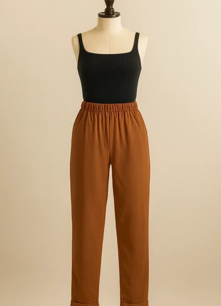 Pantalon carotte camel, marke: H&M, zustand: Sehr gut, größe: S / 36 / 8, 5,00 €, 5,95 € inklusive Vinted-Käuferschutz