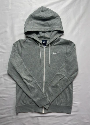 Gilet nike gris Taille M Femme, marque: Nike, état: Très bon état, taille: M / 38 / 10, 15,00 €, 16,45 € Protection acheteurs incluse