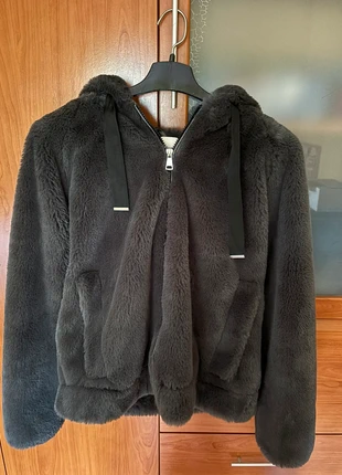 Chaqueta de pelo, merk: Pull & Bear, staat: Nieuw zonder prijskaartje, maat: S / 36 / 8, € 12,00, € 13,30 inclusief Kopersbescherming