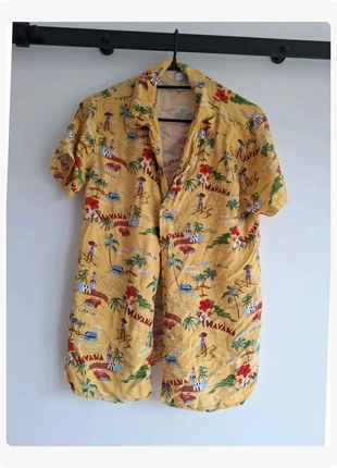 R0449. Chemise hawaïenne jaune Bershka homme XS, marque: Bershka, état: Très bon état, taille: XS, 6,00 €, 7,00 € Protection acheteurs (Pro) incluse