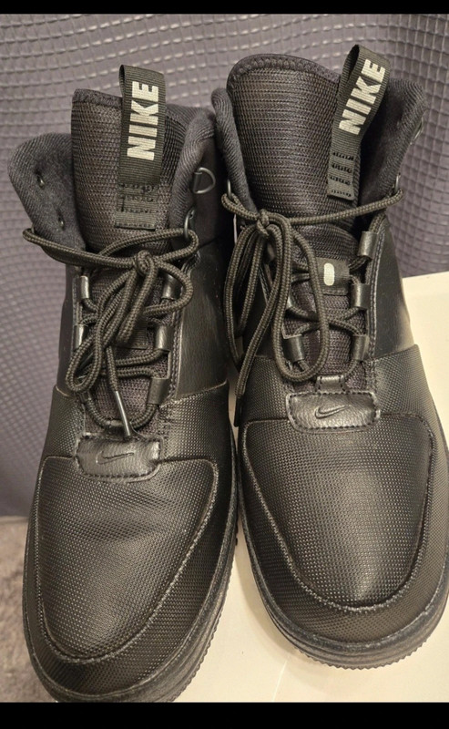 Used Men s Nike Path Winter Sneaker Boots Vinted