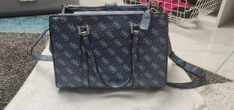 Borsa Guess Joslyn Status Satchel