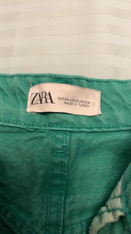 Jean vert Zara large en bas taille Xs 2